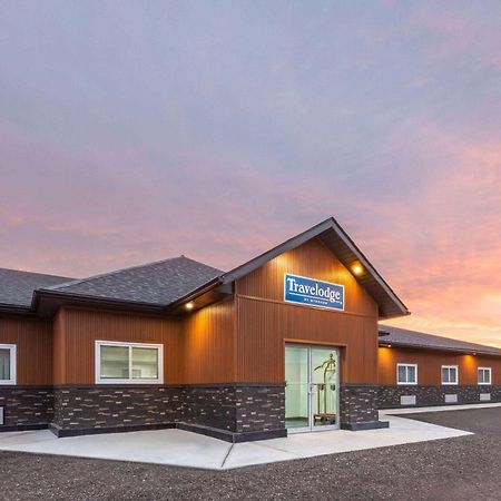 Travelodge By Wyndham Cochrane Экстерьер фото